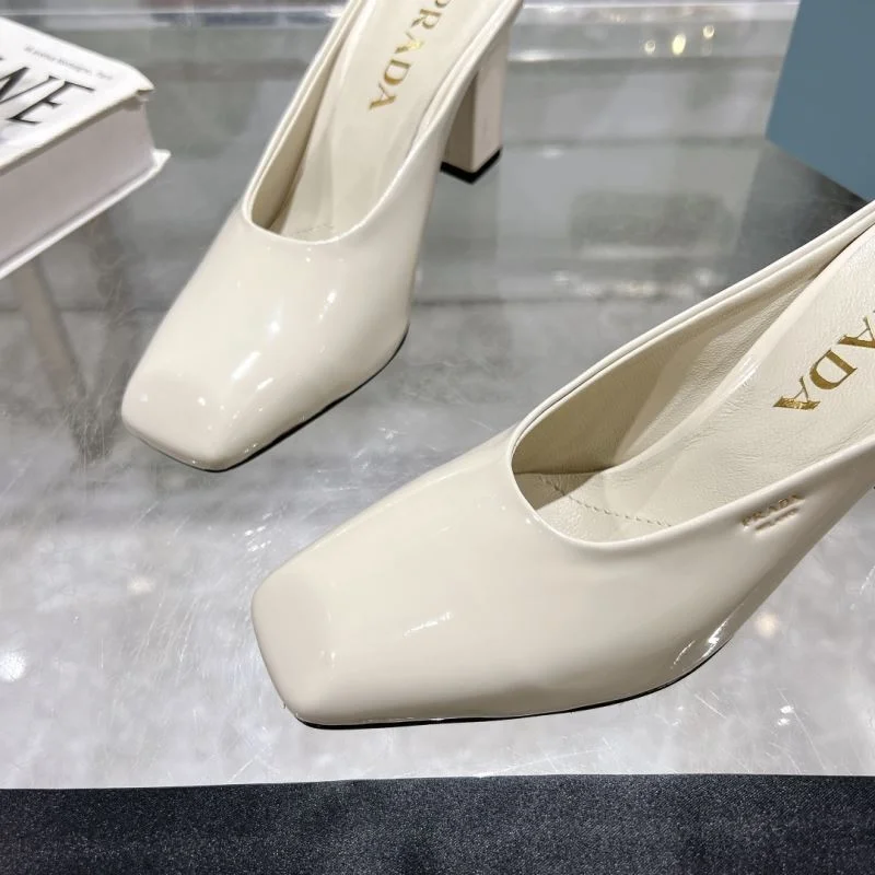 Trendy Prada Slippers 34965