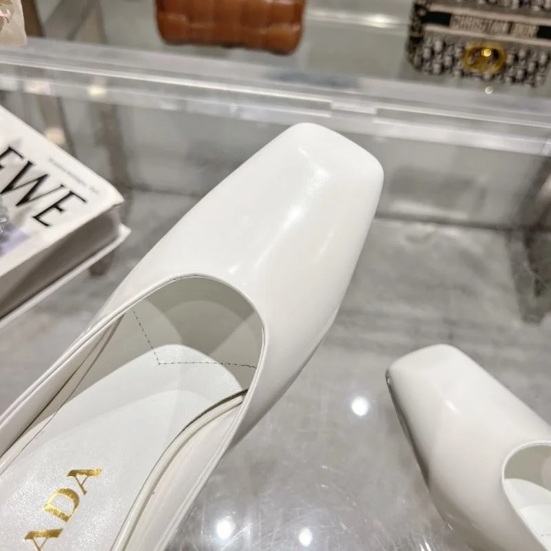 Casual Prada Slippers 34949