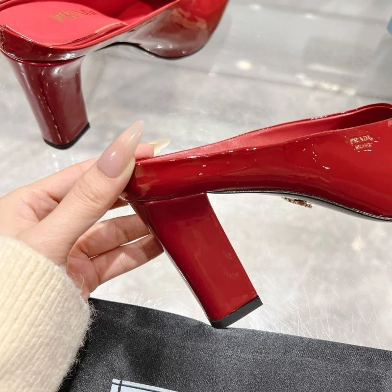 Prada Slippers EyeCatching 34950