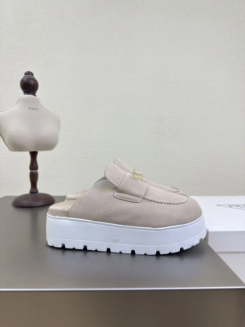 Prada Slippers EasyMatch 34930
