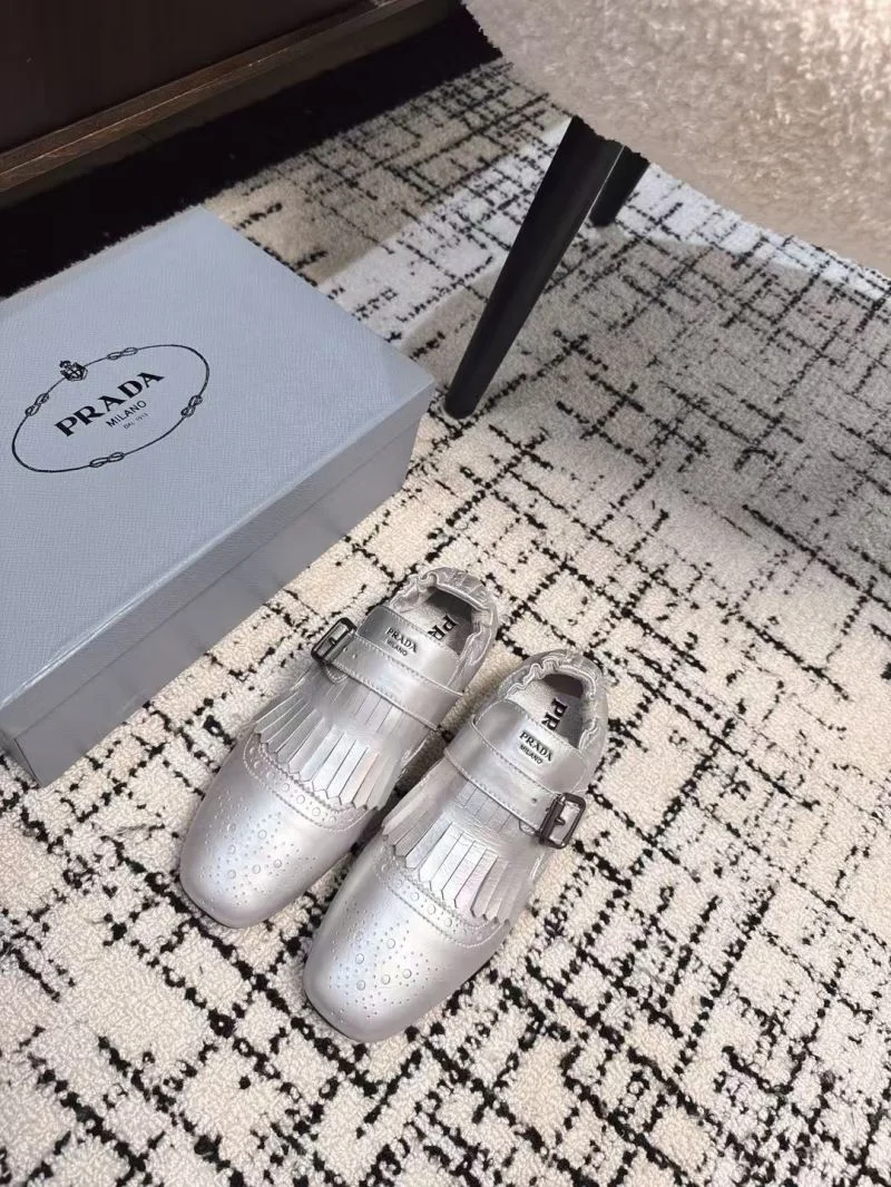 Prada Slippers Classic 34900