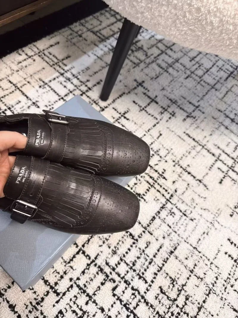 Contemporary Prada Slippers 34928