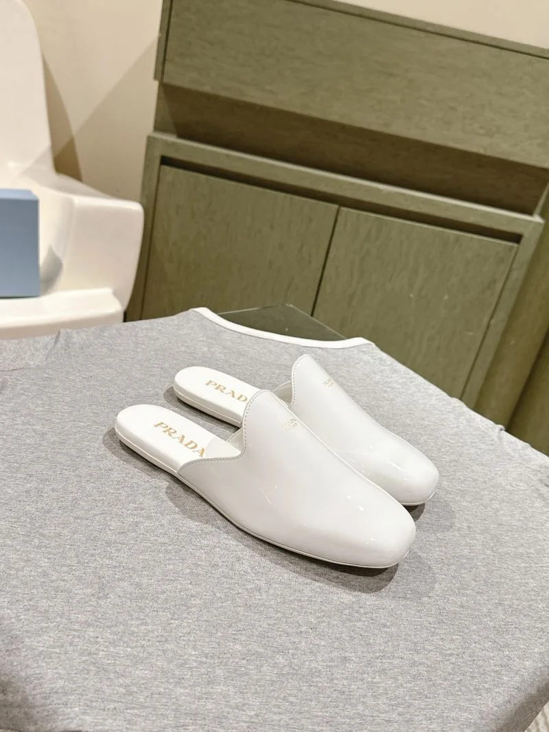 Prada Slippers Popular 34905