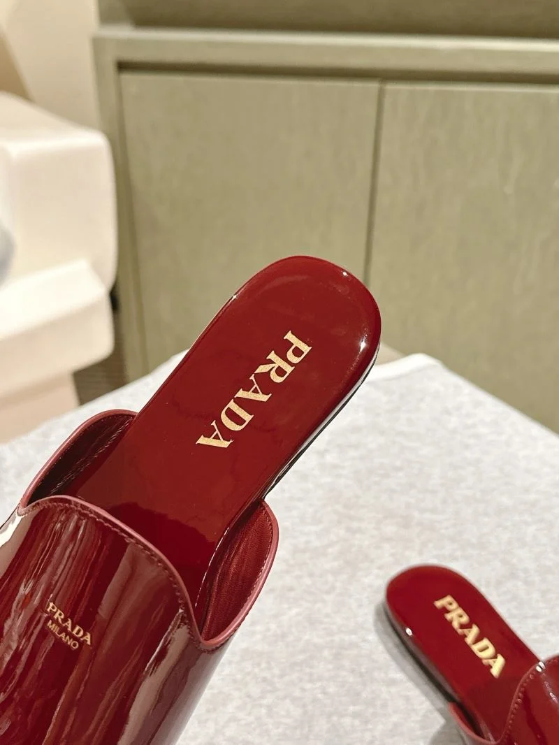 Prada Slippers Lightweight 34912