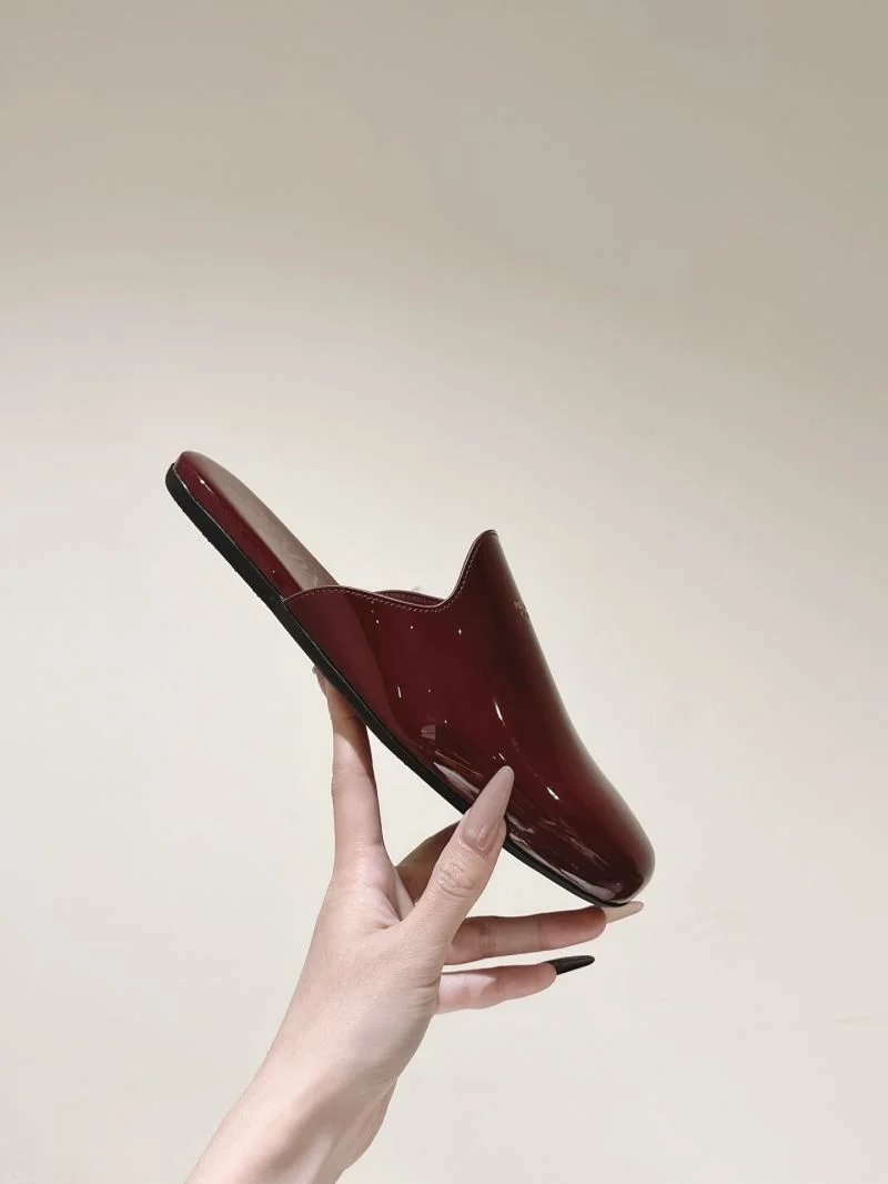 Prada Slippers Lightweight 34912