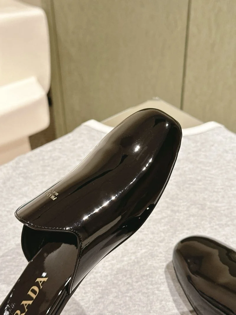 Prada Slippers Durable 34915