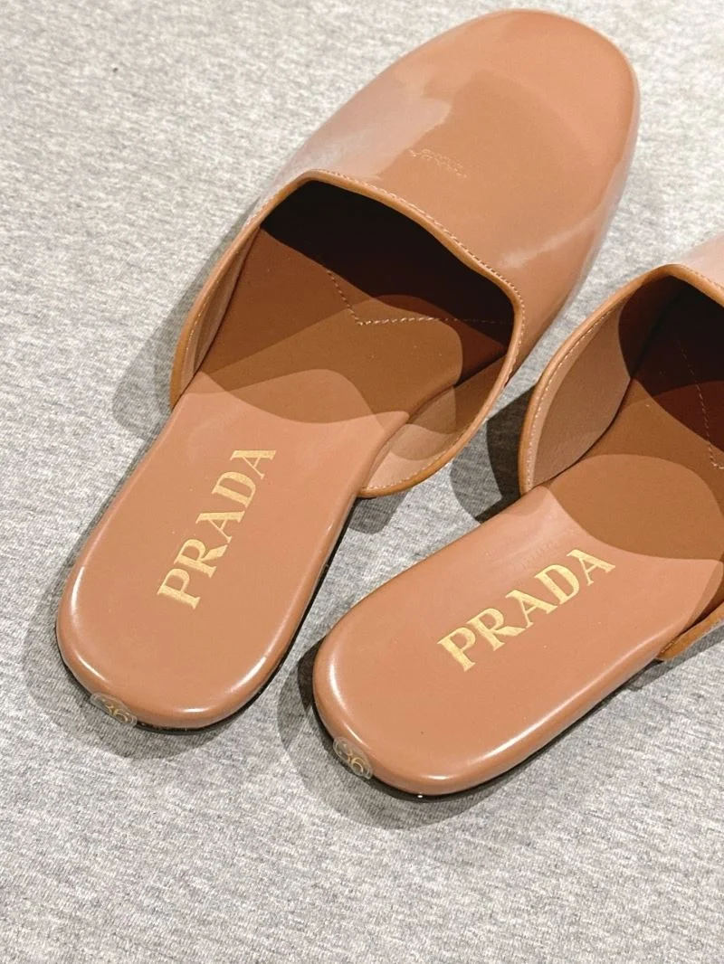 Prada Slippers Classic 34907