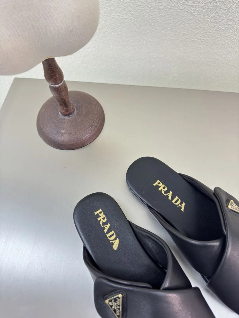 Prada Slippers Breathable 34888