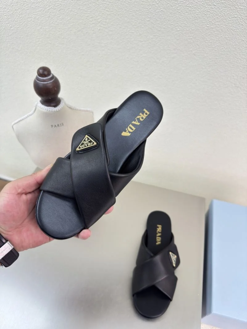 Prada Slippers Breathable 34888