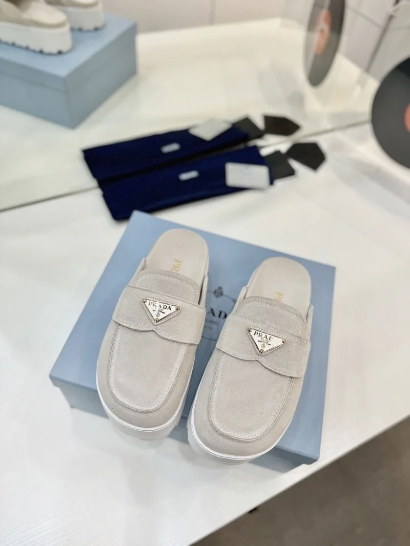 Prada Slippers Cozy 34619