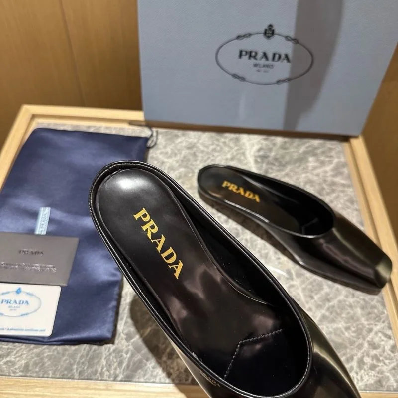 ComfortFit Prada Slippers 34612