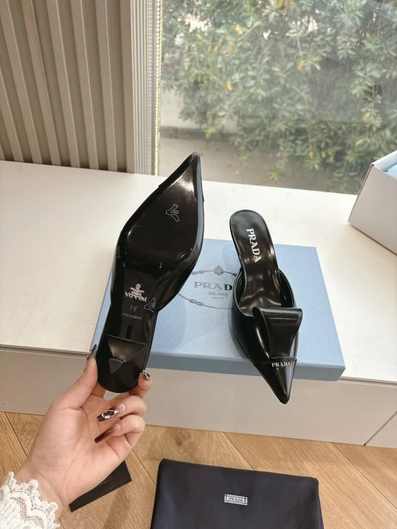 Prada Slippers Popular 34605
