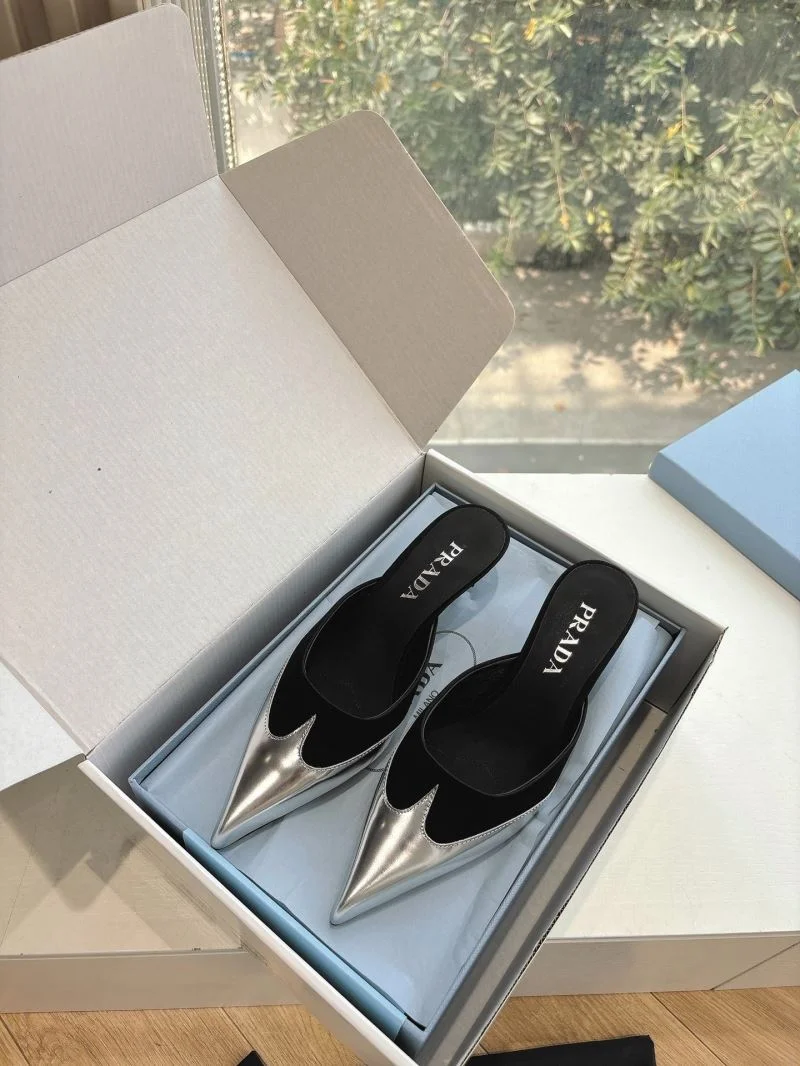 Prada Slippers Stylish 34609
