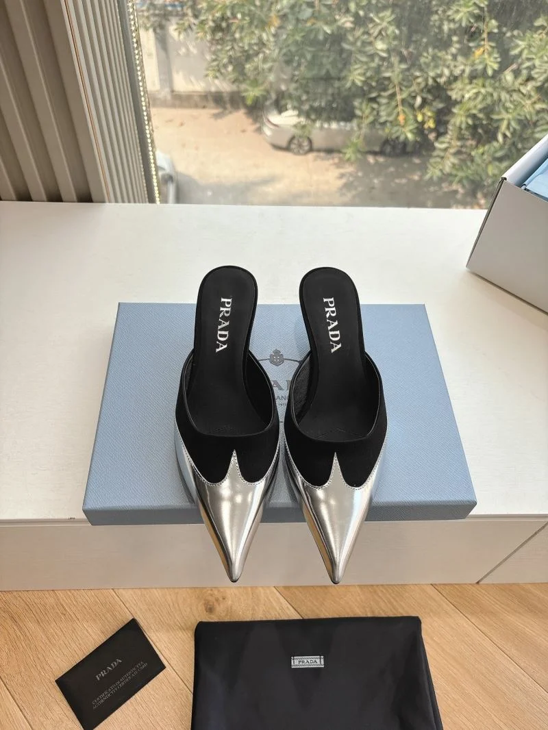 Prada Slippers Stylish 34609
