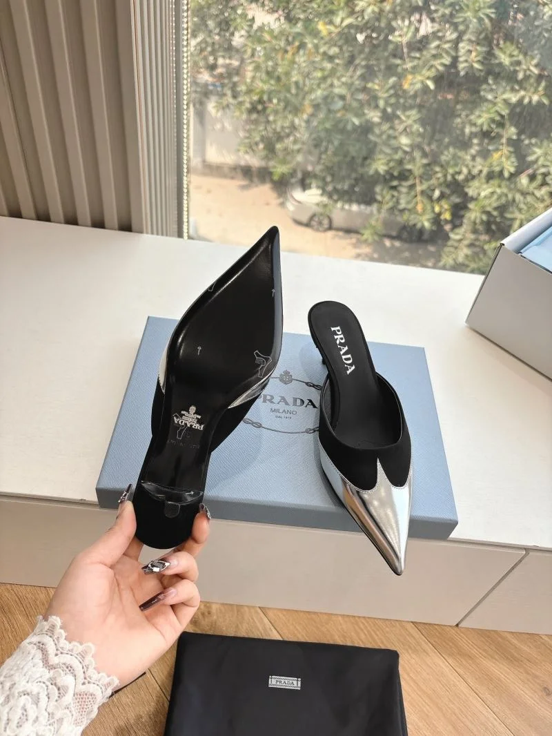 Prada Slippers Stylish 34609