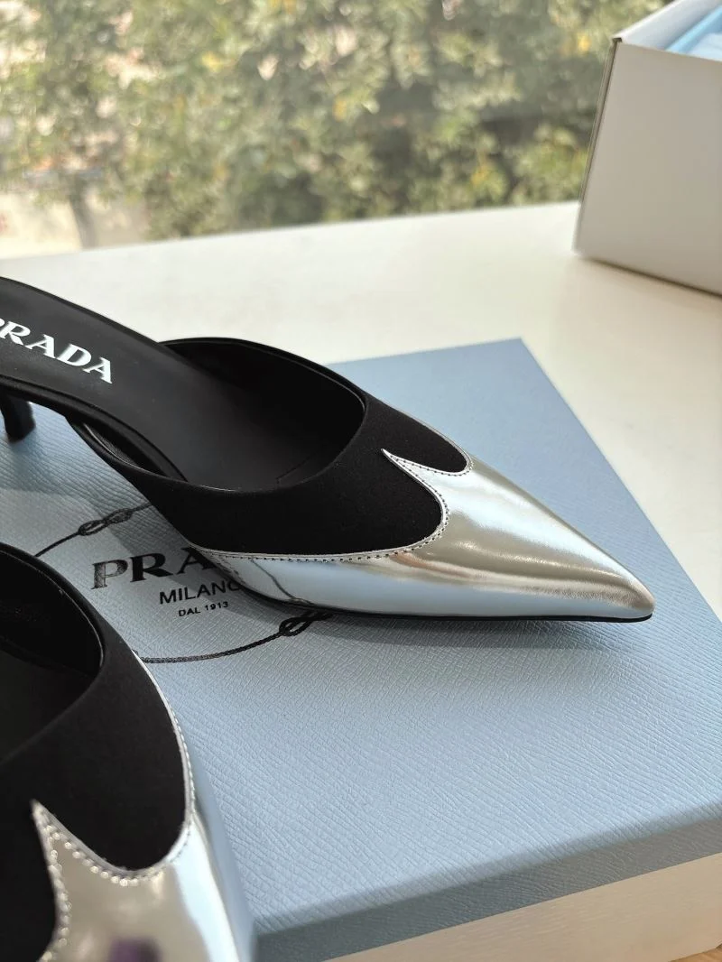 Prada Slippers Stylish 34609