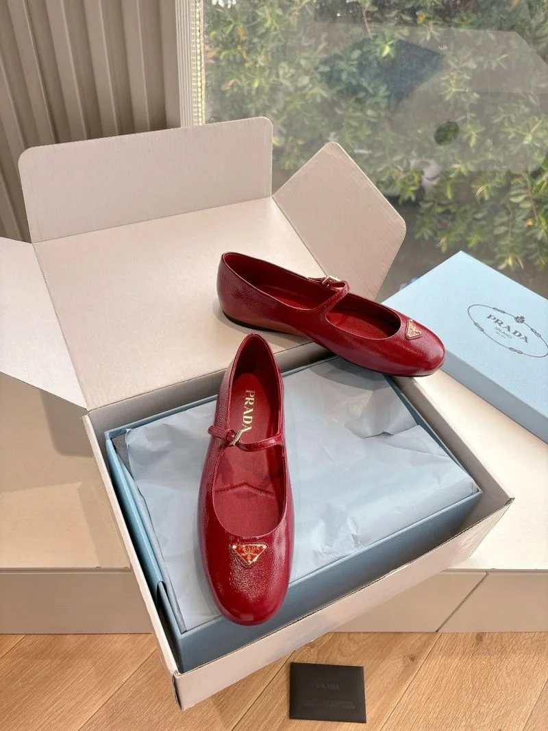 Prada Slippers Supportive 34601
