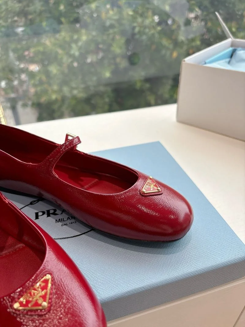 Prada Slippers Supportive 34601