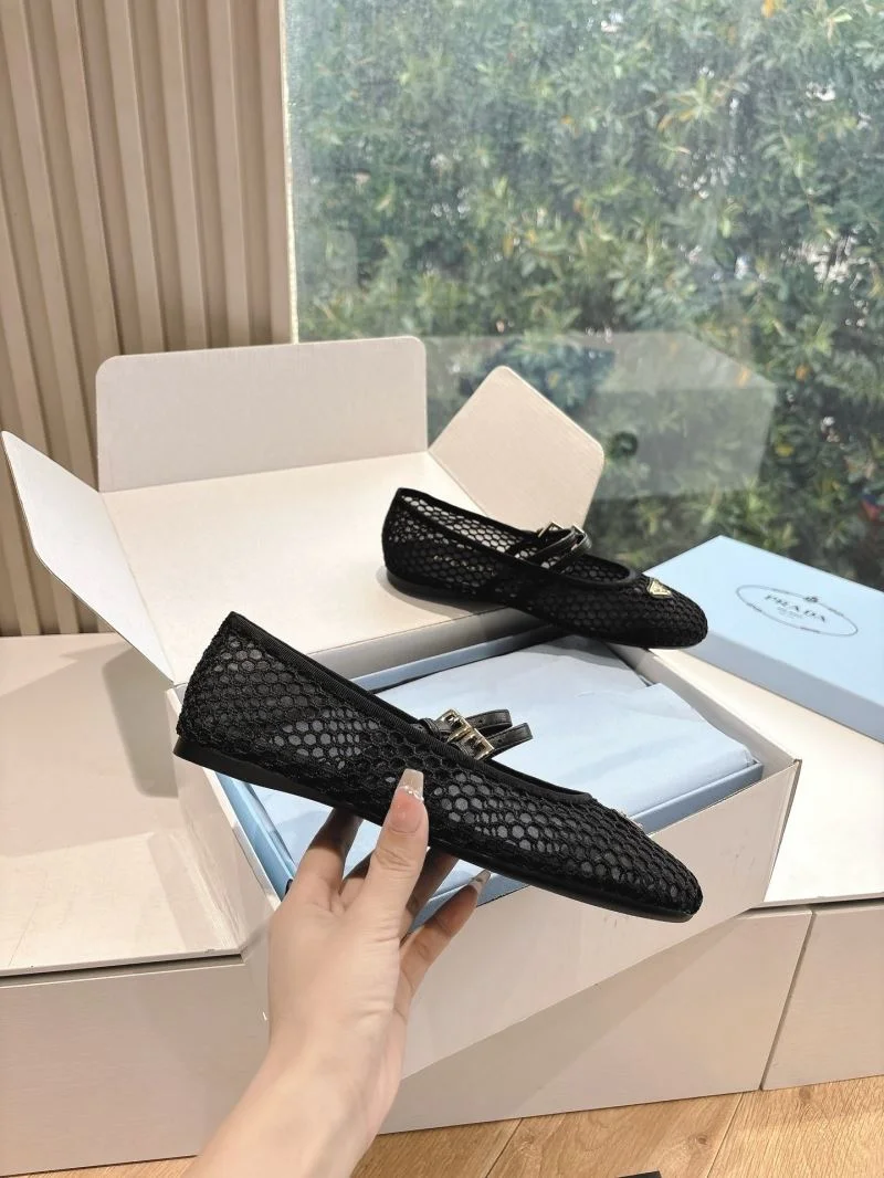 Classic Prada Slippers 34580