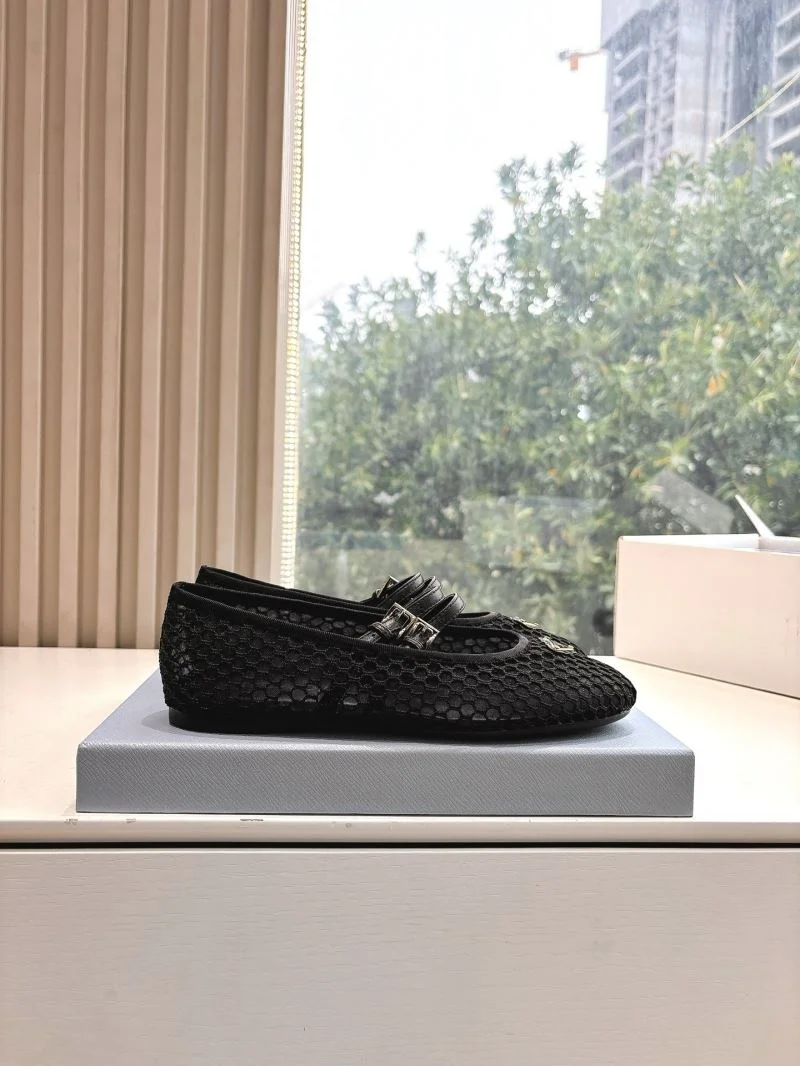Classic Prada Slippers 34580