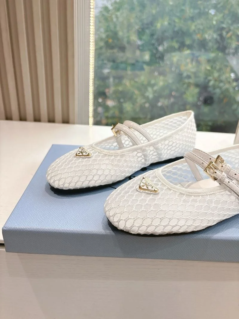 Prada Slippers Bright 34570