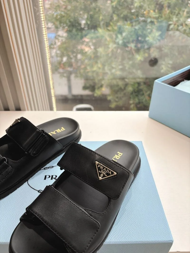 RelaxedFit Prada Slippers 34578