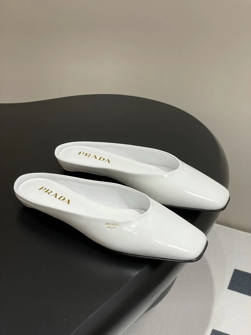 Prada Slippers Tailored 34590