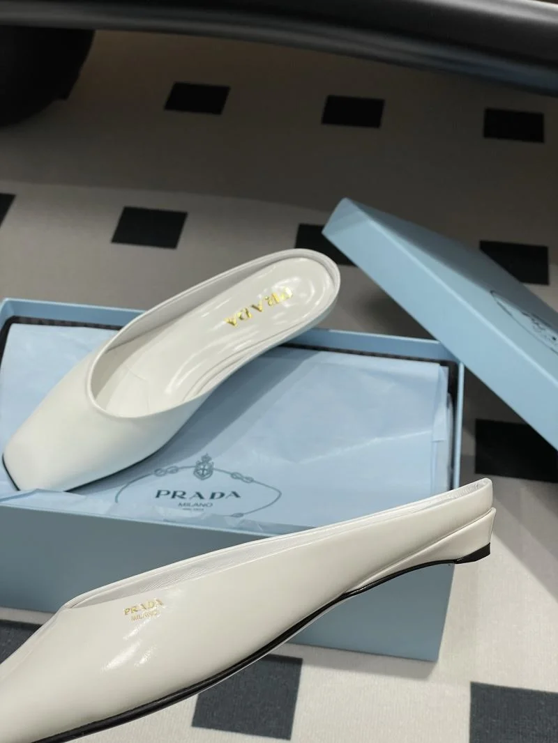 Prada Slippers Tailored 34590