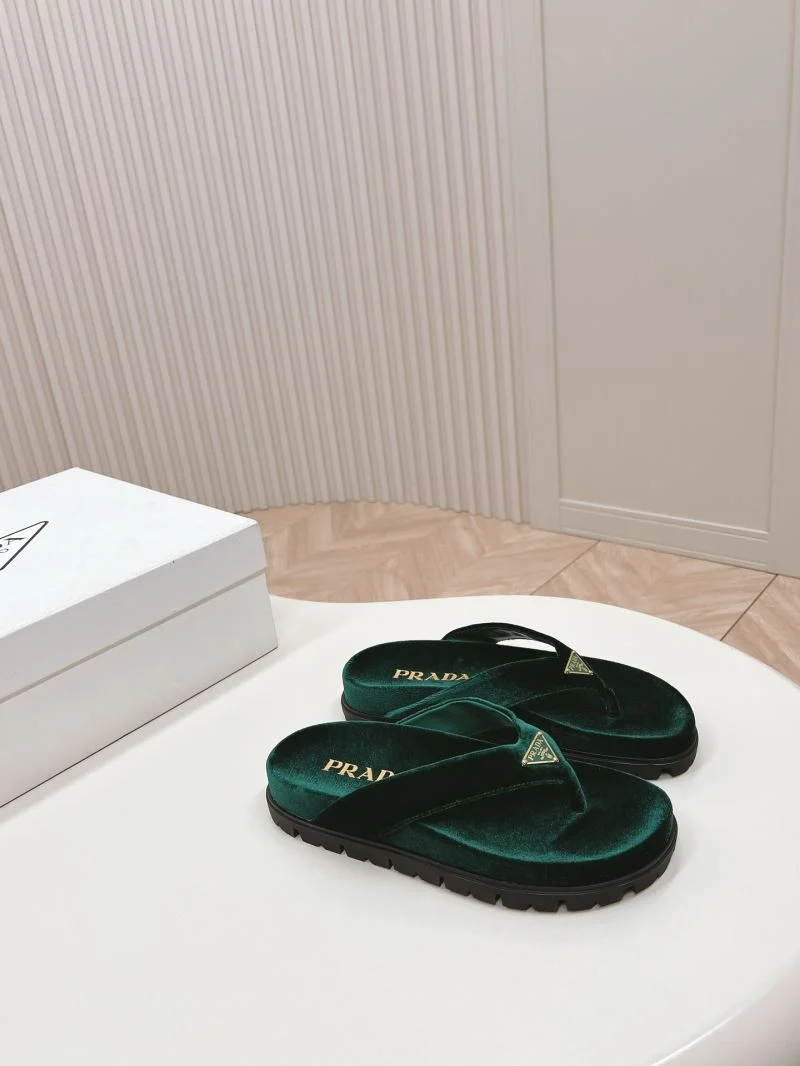 Prada Slippers Fashionable 34579