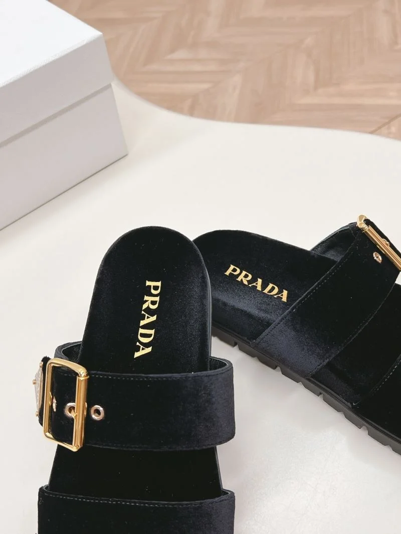 Prada Slippers Functional 34581