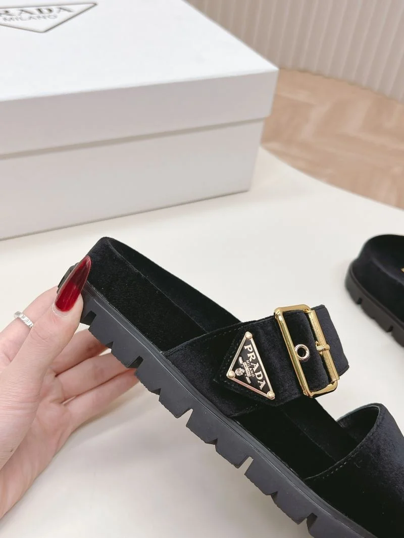 Prada Slippers Functional 34581