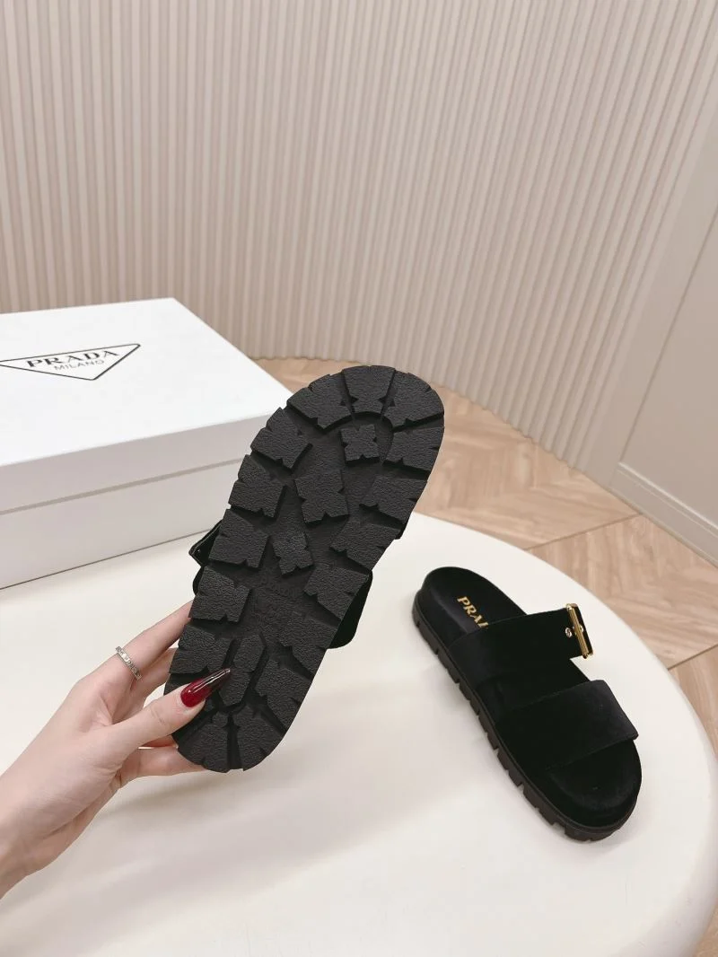 Prada Slippers Functional 34581