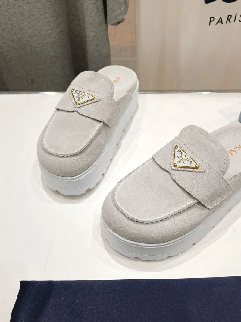 Prada Slippers Casual 34563