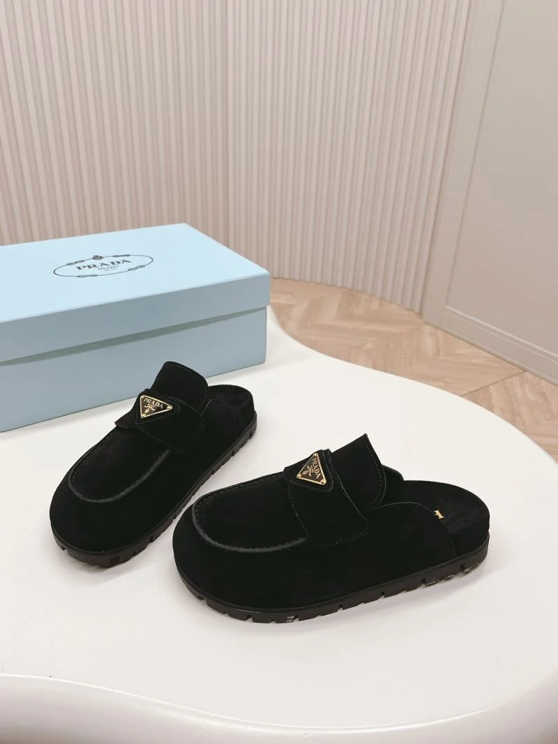 ModernLook Prada Slippers 34543