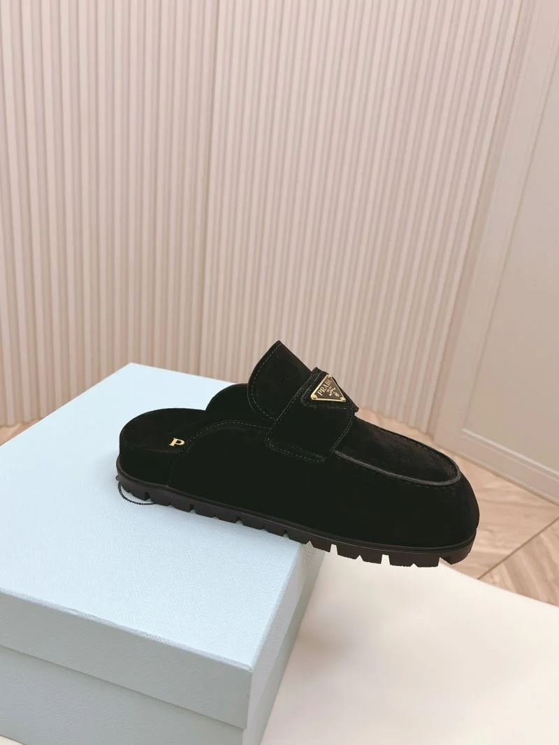 ModernLook Prada Slippers 34543