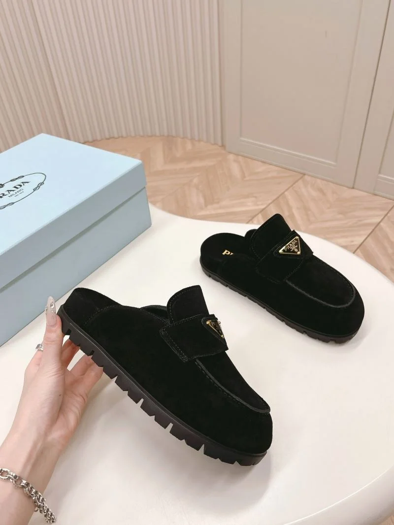 ModernLook Prada Slippers 34543