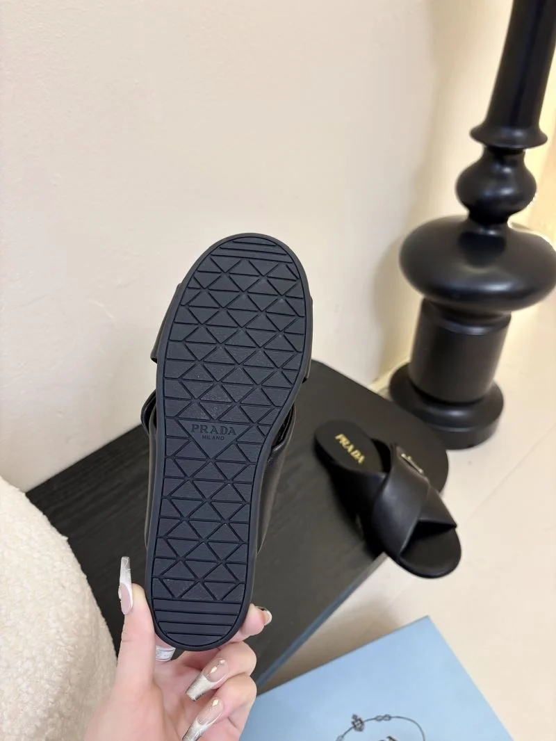 Prada Slippers WellDesigned 34549