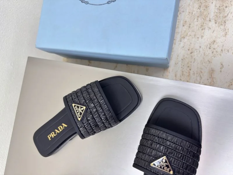 Prada Slippers Comfortable 34555