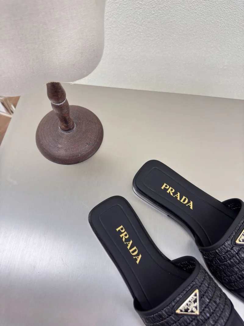 Prada Slippers Comfortable 34555