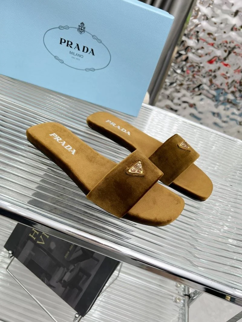 Prada Slippers EyeCatching 34531