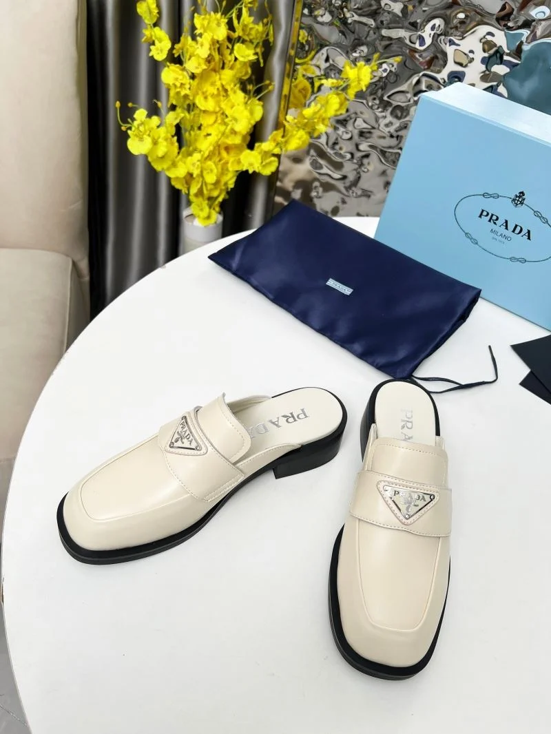 Prada Slippers Functional 34542