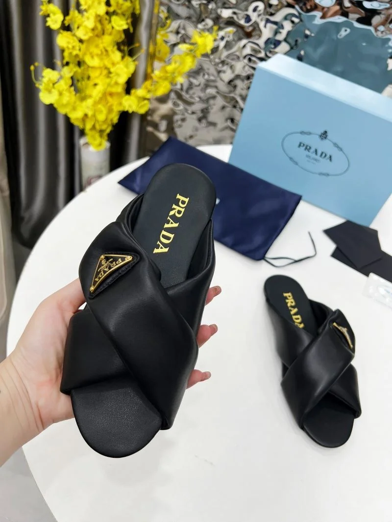 Unisex Prada Slippers 34527