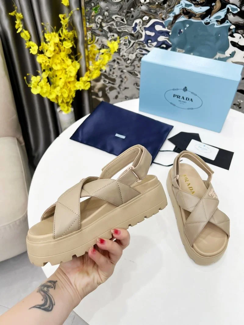 Prada Slippers Vibrant 34551