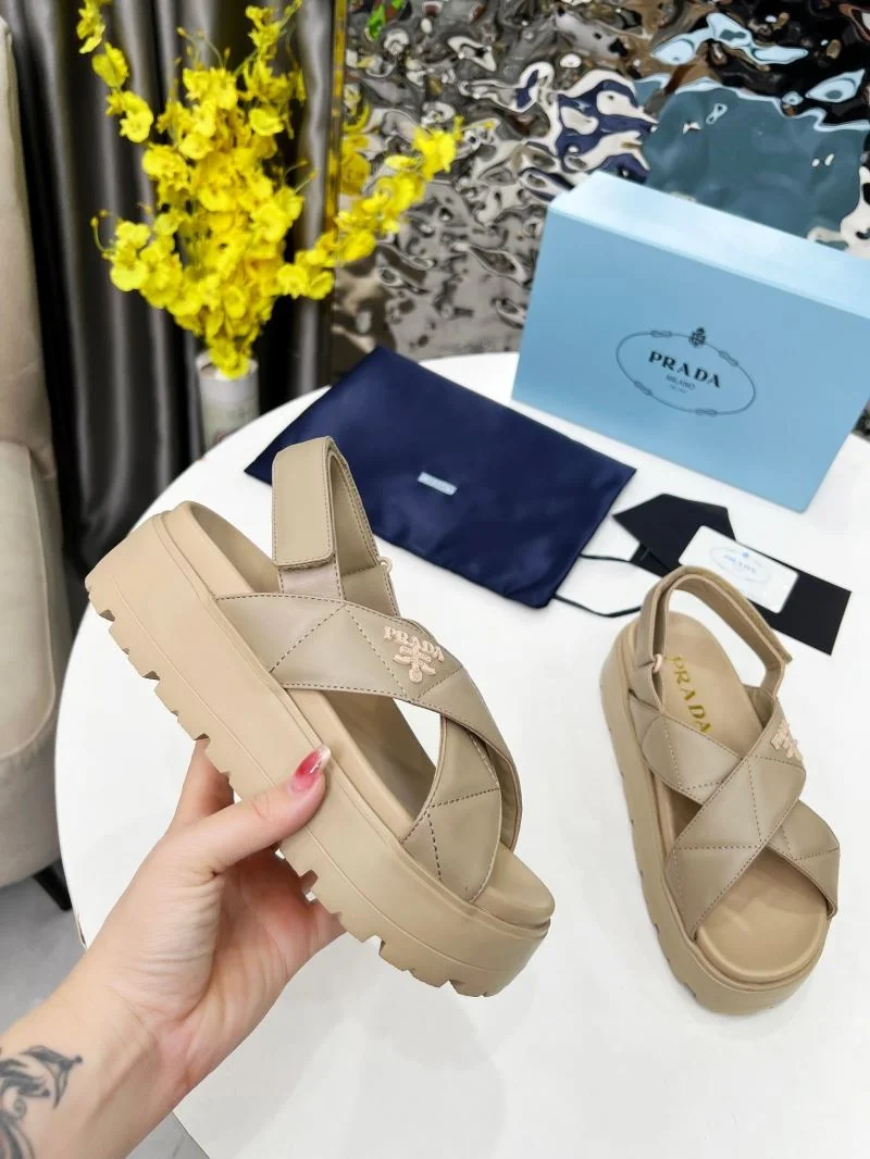 Prada Slippers Vibrant 34551