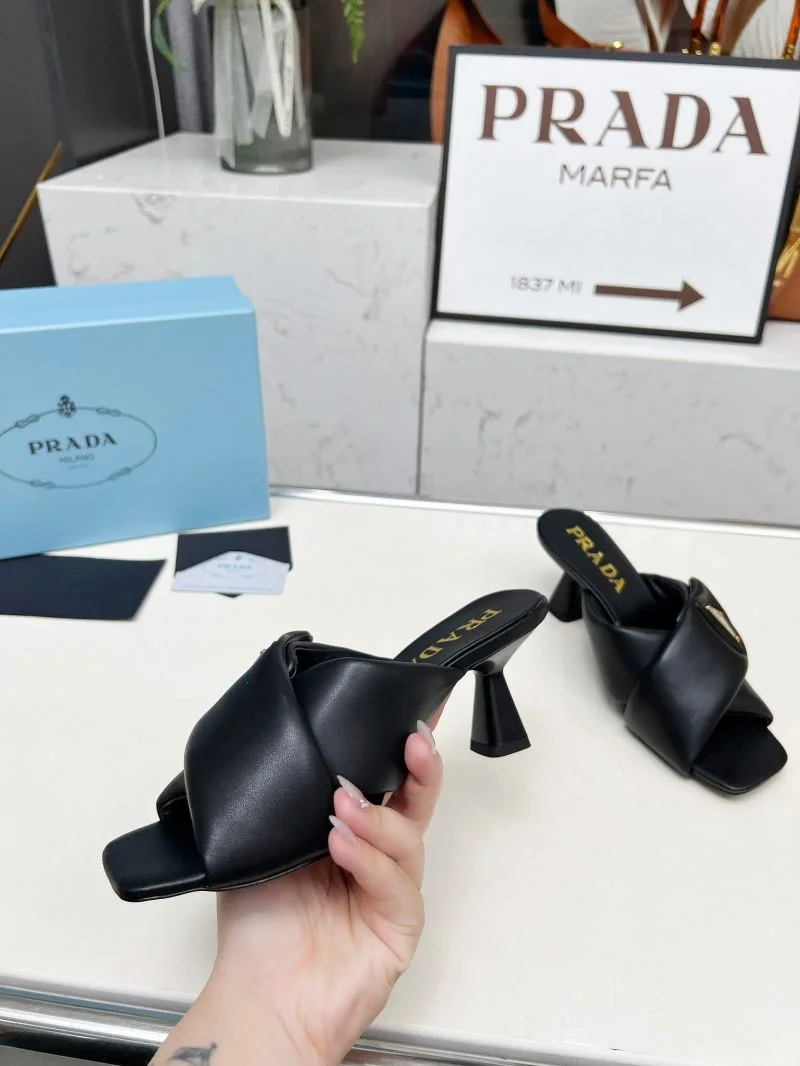 Prada Slippers Comfortable 34520