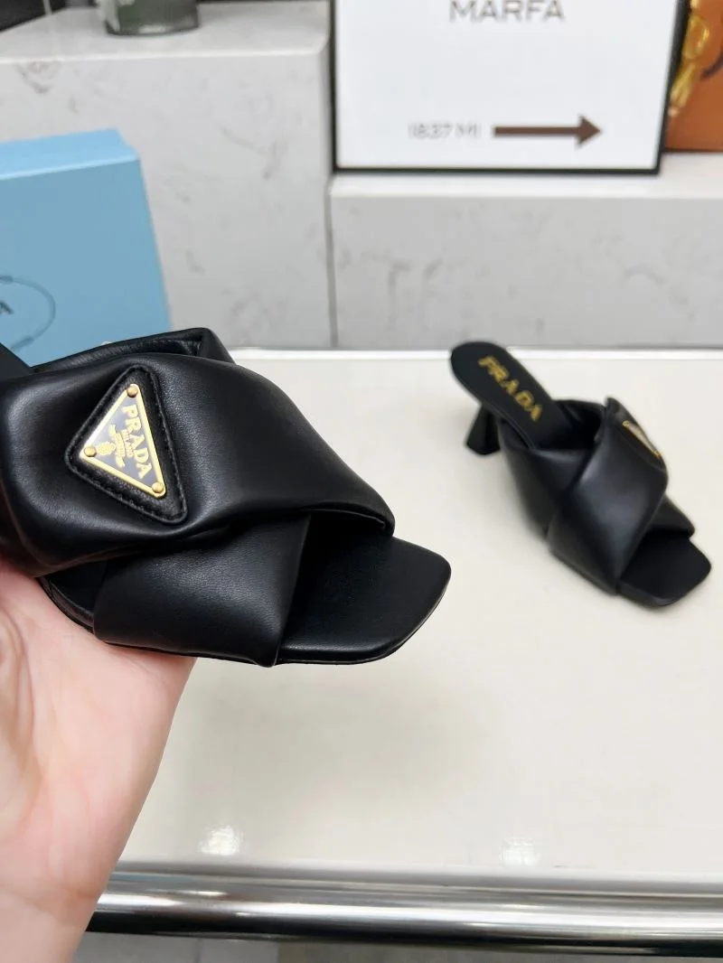 Prada Slippers Comfortable 34520