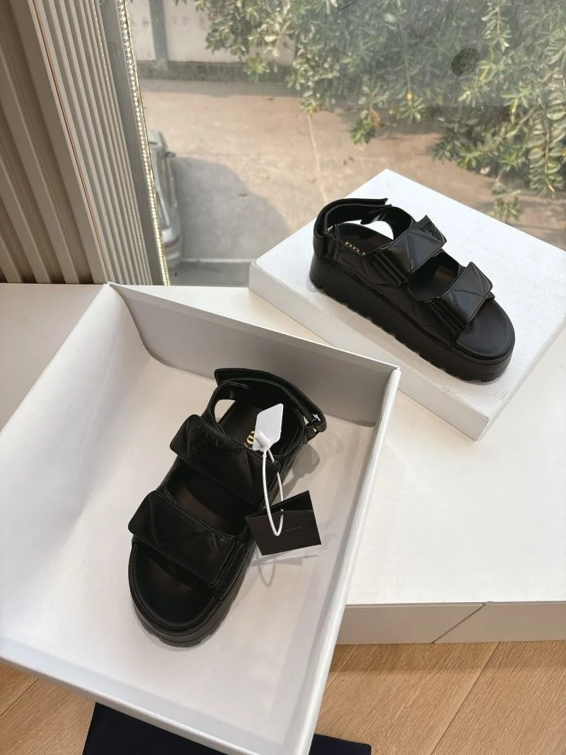 Prada Slippers MoistureWicking 34522