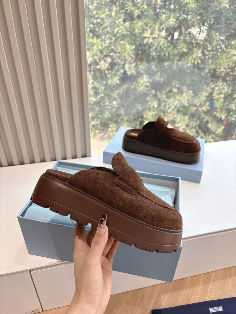 Prada Slippers EasyMatch 34511