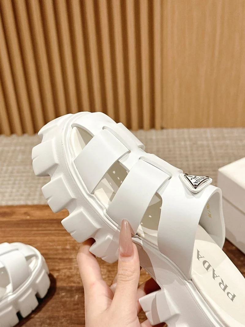 Prada Slippers Chic 34490