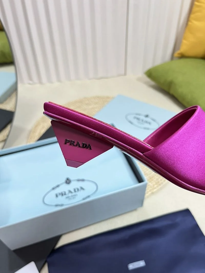 Prada Slippers Premium 34507